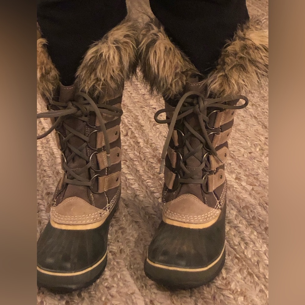 Sorel women’s high winter boots.